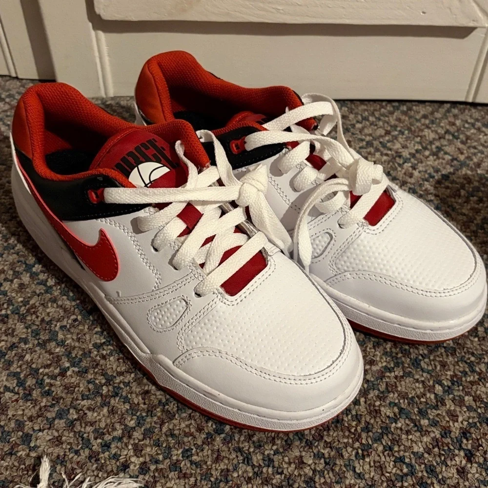 Nike Full Force Low Big Kids' Shoes Sneaker White/Red Size US 5 boys